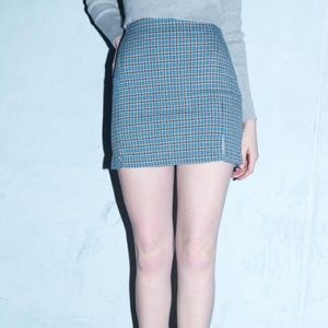 Brandy Melville Cara Skirt 💙🧡